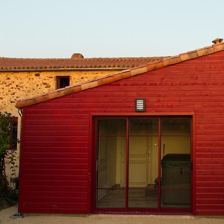 Le Puy Carmin - Chambre D'Hotes Avec Jacuzzi Bazoges-en-Paillers Luaran gambar