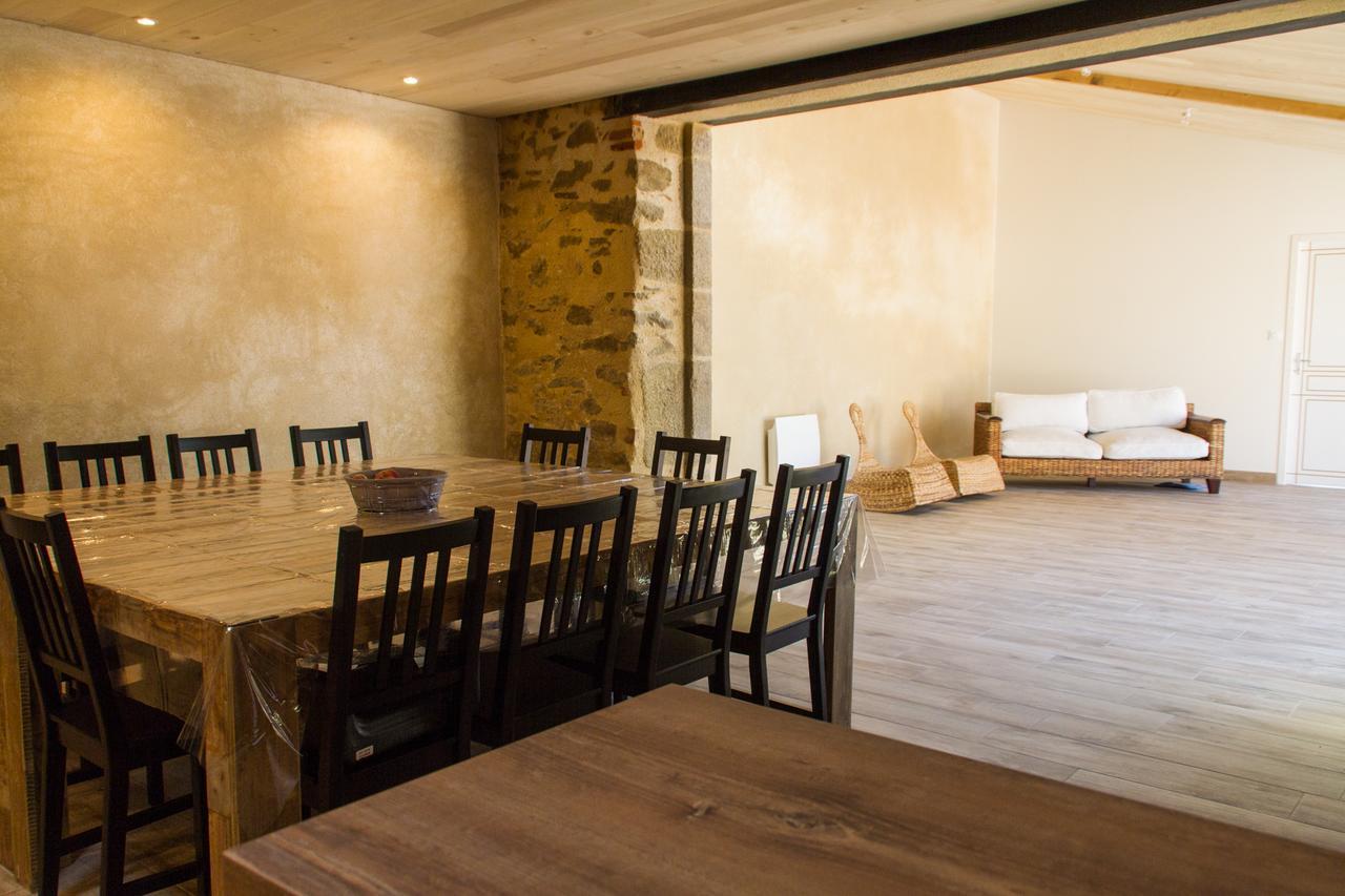 Le Puy Carmin - Chambre D'Hotes Avec Jacuzzi Bazoges-en-Paillers Luaran gambar